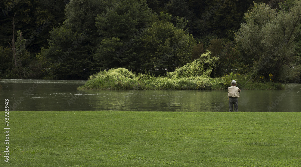 Obraz premium Mature man fishing