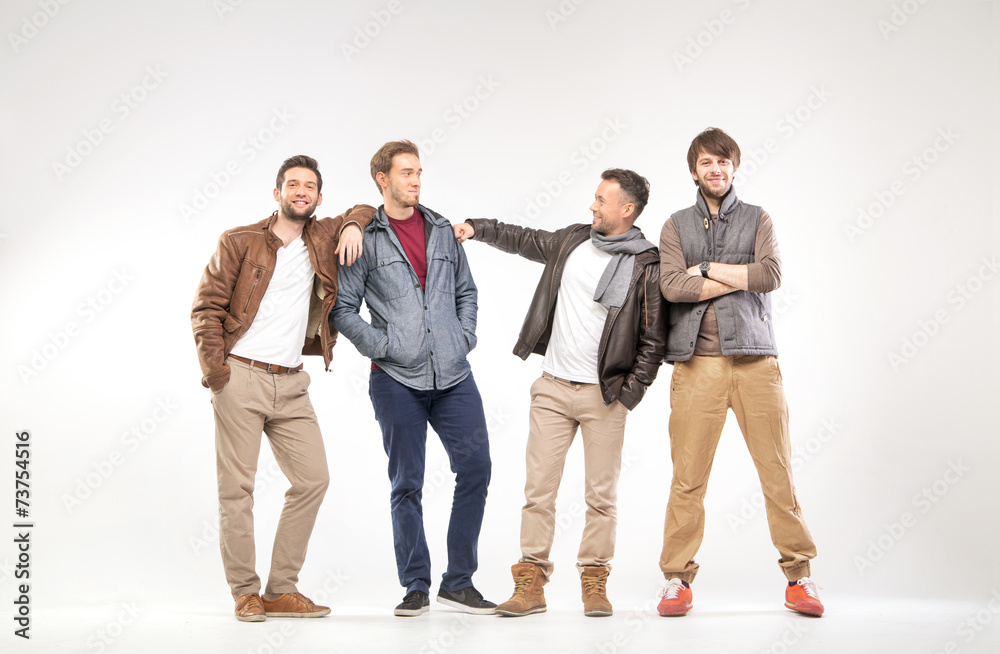 Obraz premium Group of smart guys advertising something