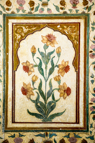 decoration of precious stones, Taj Mahal walls