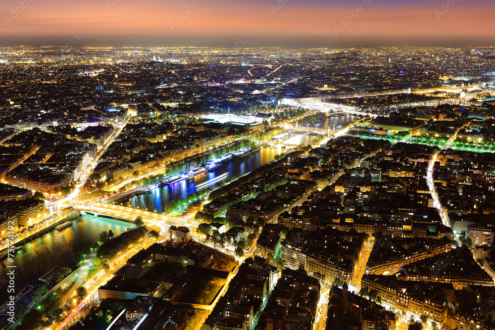Obraz premium Aerial Night view of Paris