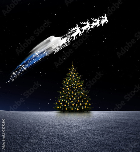 Niklausschlitten über Weihnachtsbaum