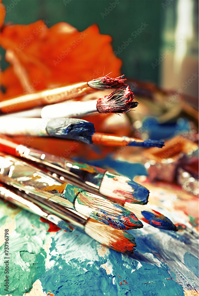 Obraz premium Beautiful still life with professional art materials, close up