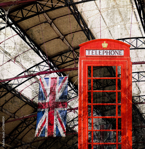 London Rote Telefonhzelle Im Bahnhof, Viontage