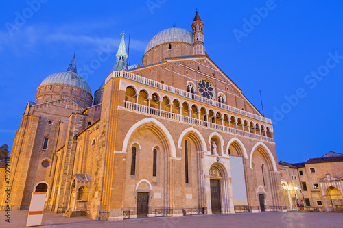 Padus - Basilica of st. Anthony of Padua © Renáta Sedmáková
