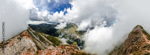 Panoramica monti sibillini dal Monte Sibilla photo