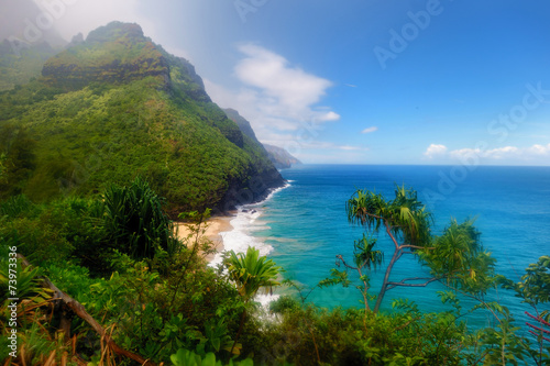 Kalalau trail in Kauai, Hawaii © MNStudio