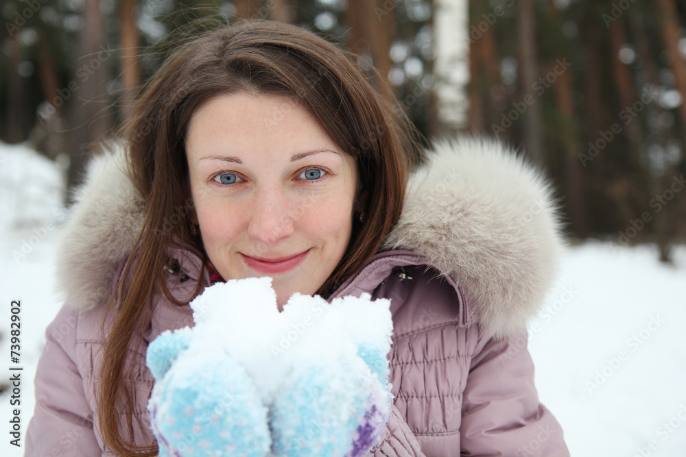 Portrait of young woman in winter Portrait of young woman in winter