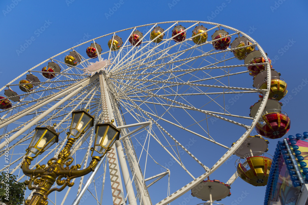 Riesenrad und Laterne Riesenrad und Laterne