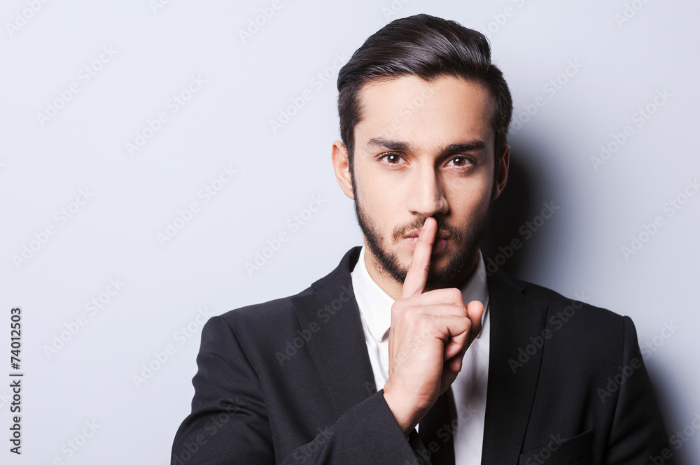 Keep my secret! Keep my secret!