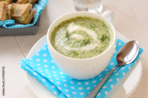 Cold cucumber soup with dill, yogurt and sandwiches