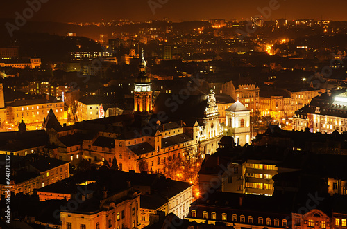 Fototapeta Naklejka Na Ścianę i Meble -  Night Lviv