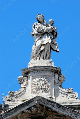 Basilica Santa Maria maggiore - Rome - outside