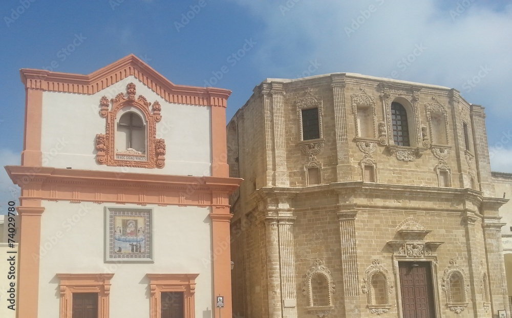 Apulien, Zwei alte Kirchen in Gallipoli