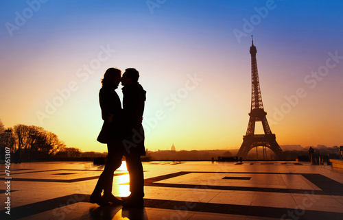 dream honeymoon in Paris, romantic couple silhouette © Song_about_summer