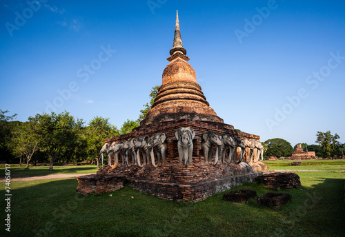 Wat Chang lom Sukhothai  Thailand