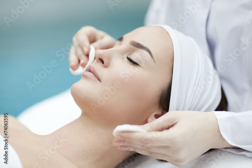 spa, resort, beauty and health concept - beautiful woman in spa 