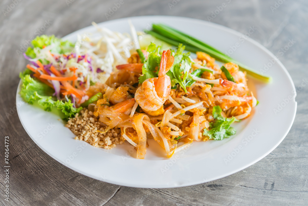 Pad thai