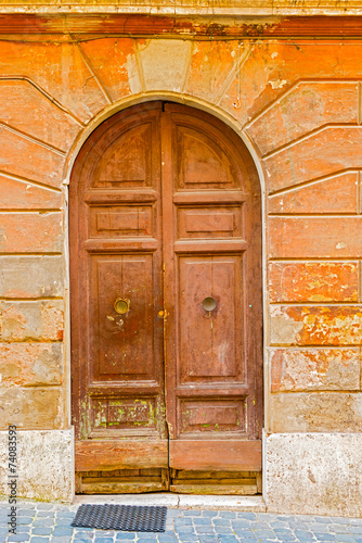 Entrance door in Rome, Italy