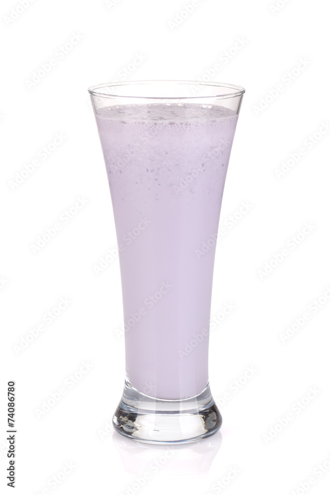 Blackberry milk smoothie