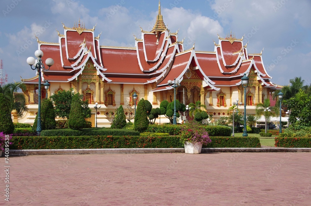 Fototapeta premium Temple bouddhiste à Vientiane, Laos
