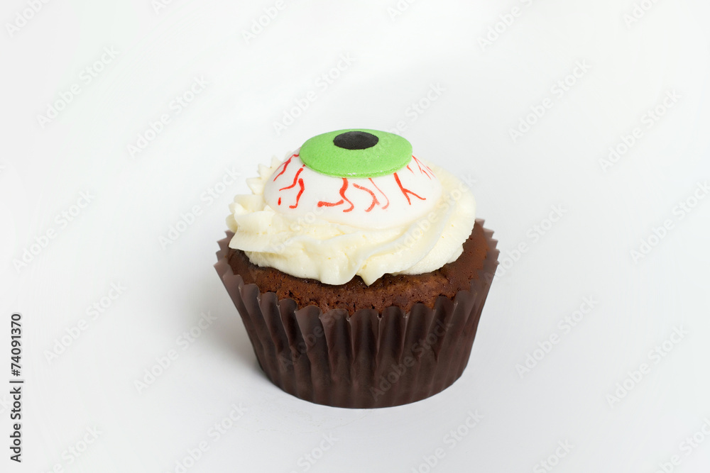 Halloween cake, zombie eyes Halloween cake, zombie eyes