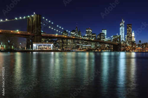 Fototapeta Naklejka Na Ścianę i Meble -  Manhattan by night