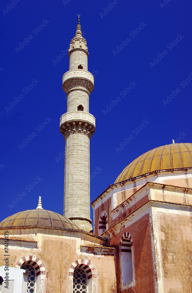 Obraz premium Turkish mosque with minaret in Rhodes, Greece..