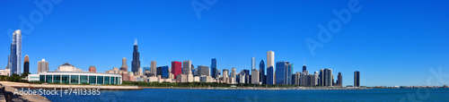 Chicago skyline from Adler Planetarium © Yasgosh