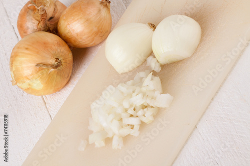 Whole, peeled and diced brown onion