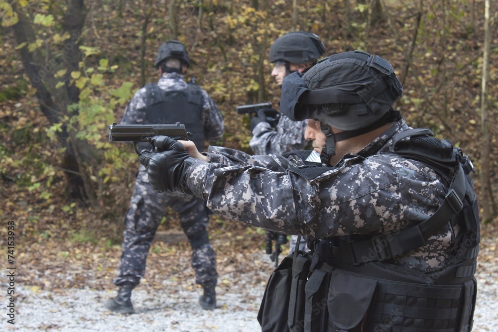 Fototapeta premium special anti-terrorist squad, coached at the shooting range