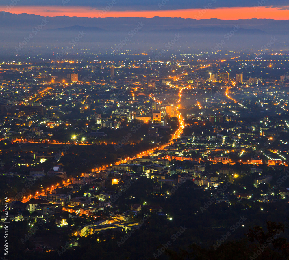 Obraz premium Chiang Mai city view at nigh in Thailand