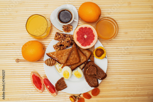 Fototapeta Naklejka Na Ścianę i Meble -  healthy breakfast