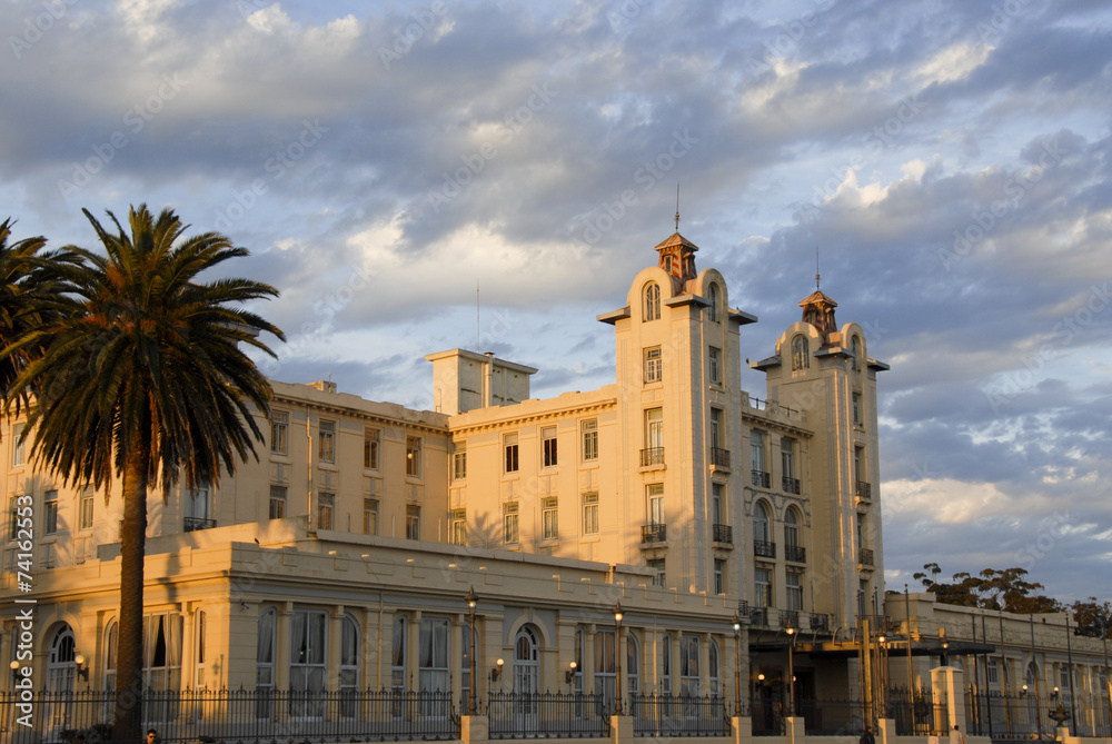 Edificio Mercosur, Montevideo