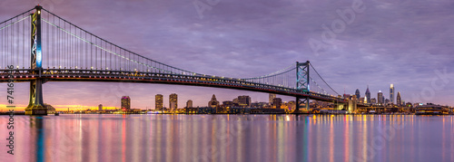 Ben Franklin bridge and Philadelphia skyline