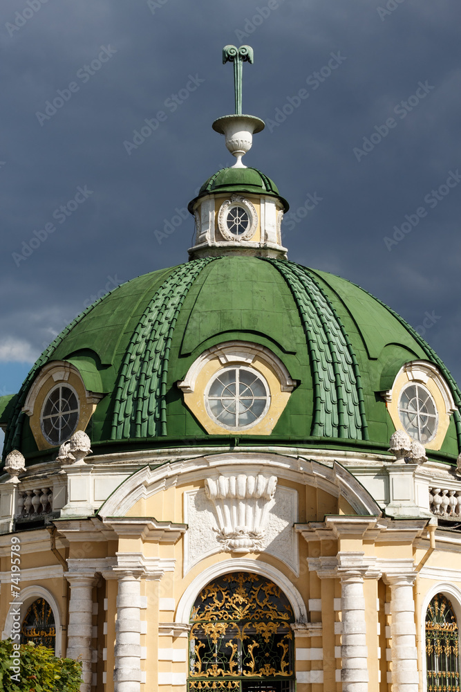 Fototapeta premium The grotto pavilion in the Park Kuskovo, Moscow