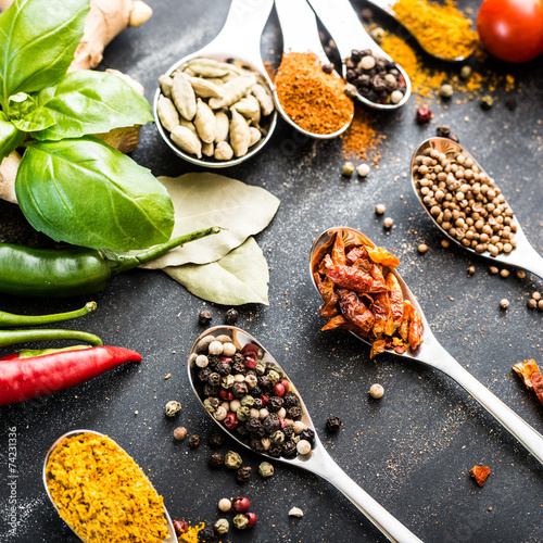 Fototapeta Naklejka Na Ścianę i Meble -  spoons with spices