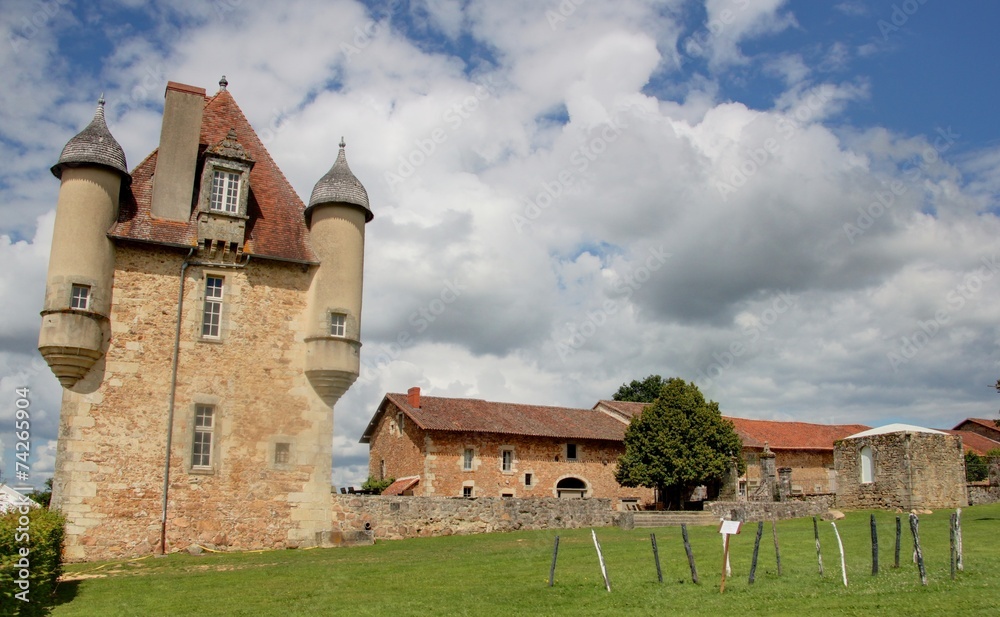 chateau en limousin