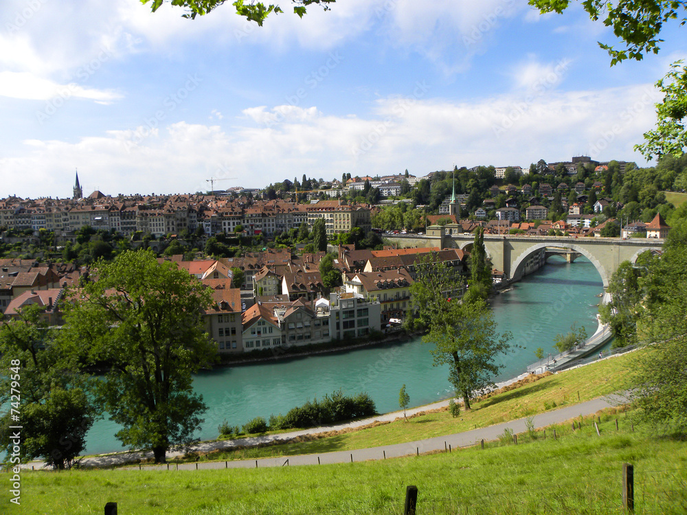 Nydegg Brücke Aare Bern Schweiz (Aare River Nydegg Bridge)