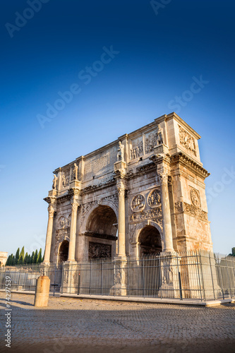 Arch of Constantine is a triumphal arch in Rome © jiduha
