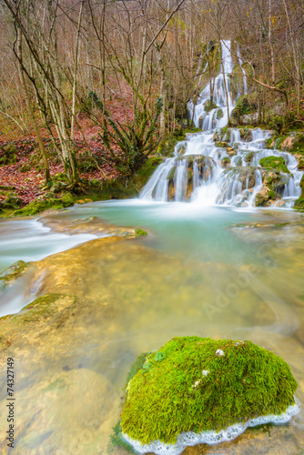 Cascada en la sierra de Entzia (España) photo