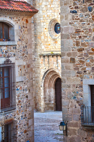 Vista urbana de Cáceres, la concatedral al fondo © luisfpizarro