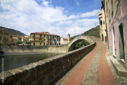 Dolceacqua, il Ponte © Alessandro Calzolaro