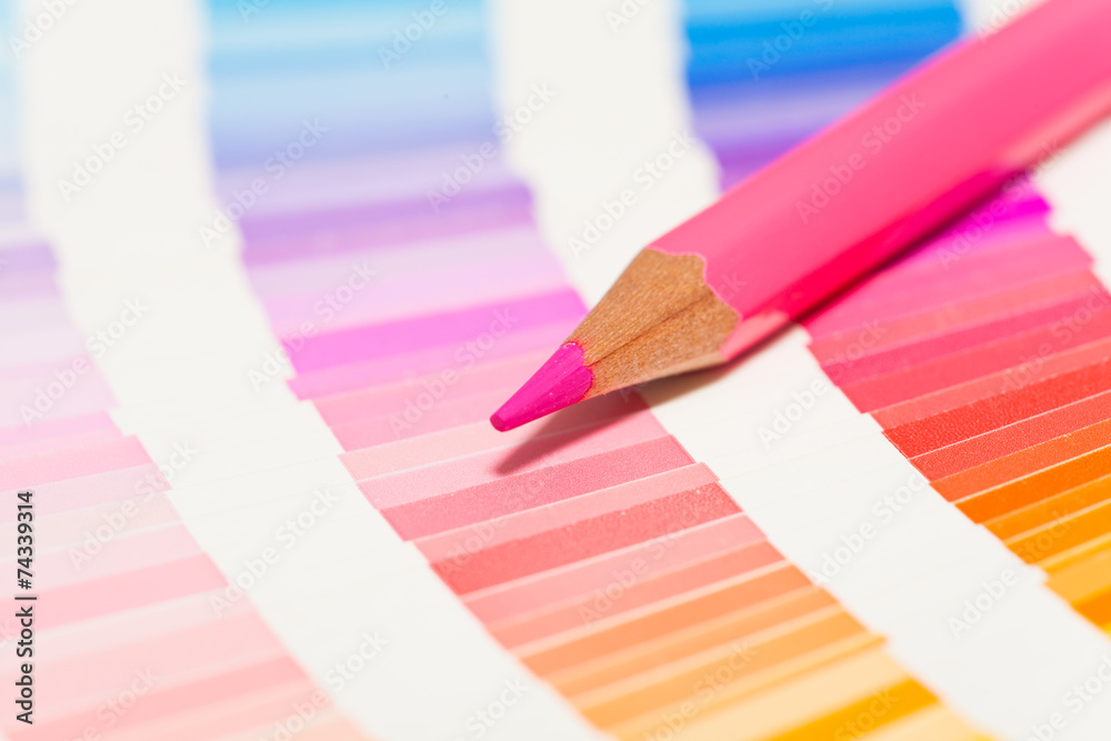Maped Pixel Party - 24 Crayons de couleur en pochette carton Pas Cher | Bureau Vallée