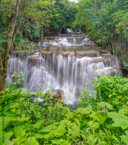 Fototapeta Naklejka Na Ścianę i Meble -  Fourth floor of Huay Mae Khamin waterfall