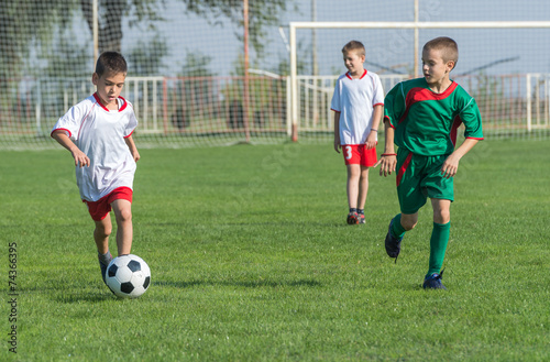 Kids soccer © Dusan Kostic