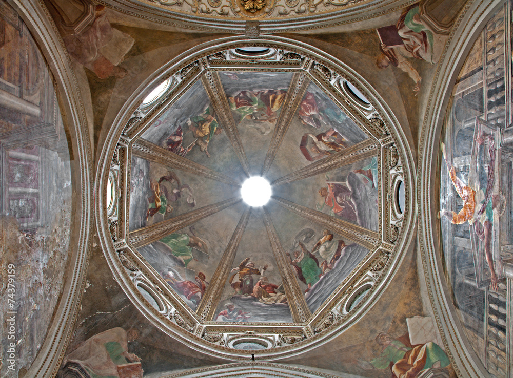 Milan - cupola of Cappella Fopa - San Mark church