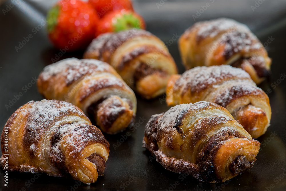 little chocolat croissants with strawberries