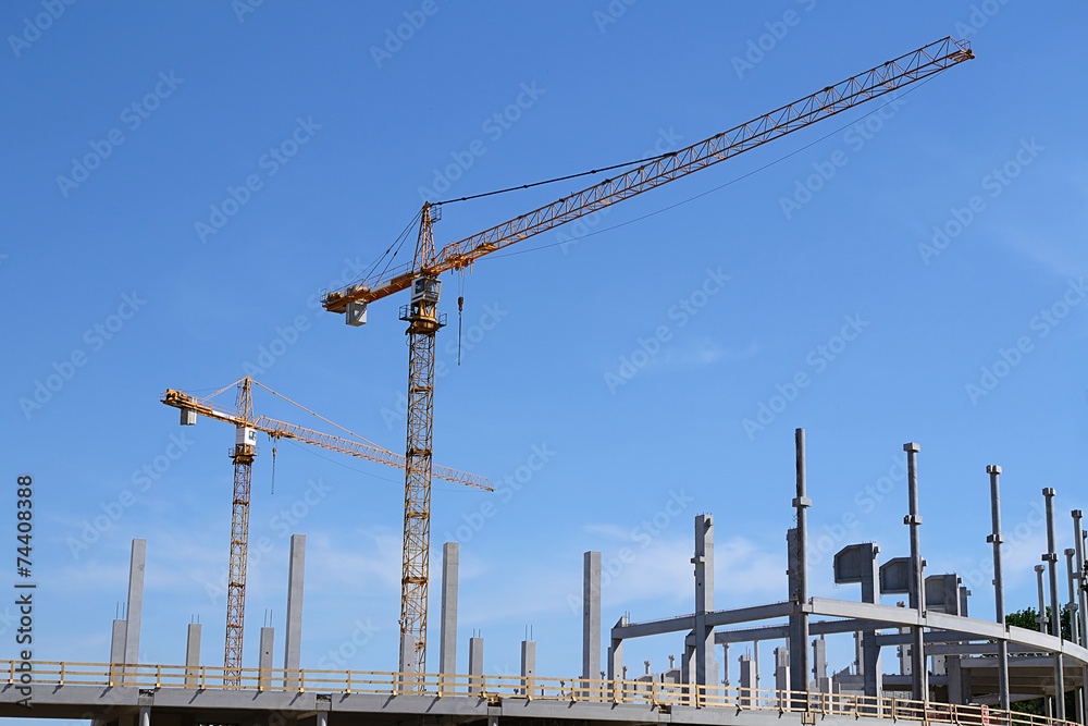 Cranes in constructin