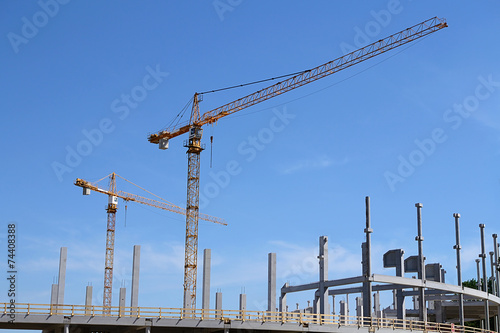 Cranes in constructin