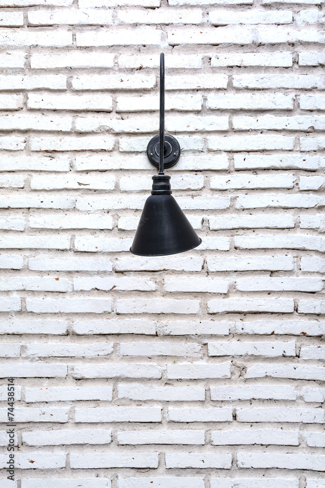 Obraz premium brick wall with lamp